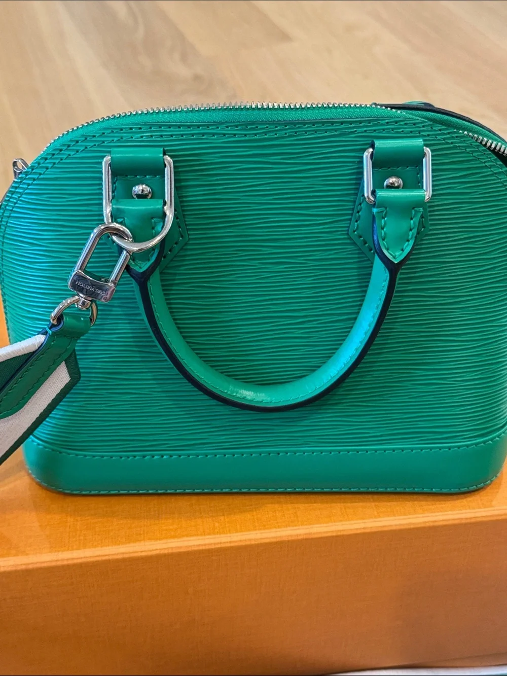 Louis Vuitton Alma bb in Serpentine Green Epi Leather
